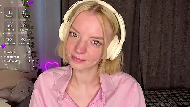Snapshot of Marry_Sornatiko chatting on 07/06/26, 03:36 Marry Sornatiko online show from 07/06/26, 03:36