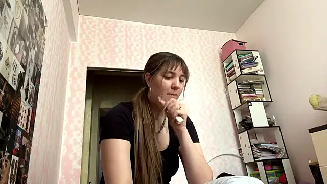 JanineThielman online show from 06/06/26, 08:41