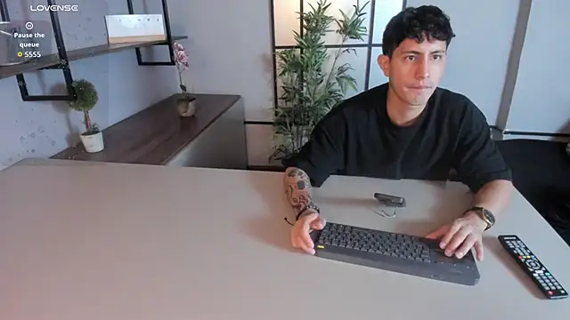 kamal wolff online show from 03/07/26, 12:13