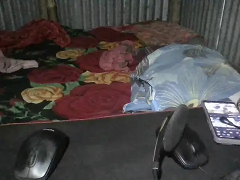 Snapshot of BestDick2910 chatting on 03/08/26, 06:50 BestDick2910 online show from 03/08/26, 06:50