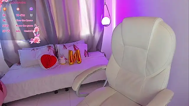 NixieSterling online show from 04/24/26, 09:28