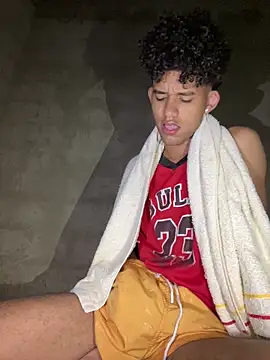 Snapshot of Stickmendez chatting on 03/06/26, 07:27 Stickmendez online show from 03/06/26, 07:27