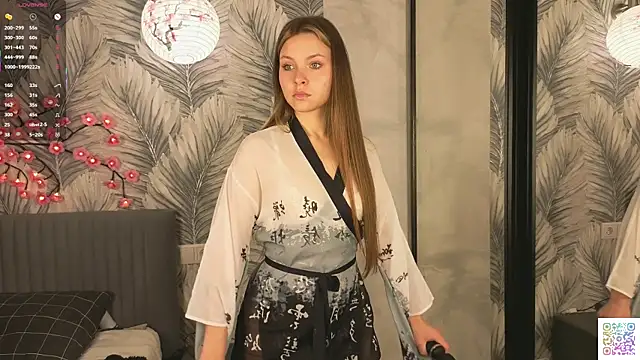 HinaVibe online show from 05/20/26, 11:44