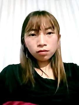 Snapshot of Xuka-xx chatting on 04/28/26, 04:45 Xuka-xx online show from 04/28/26, 04:45