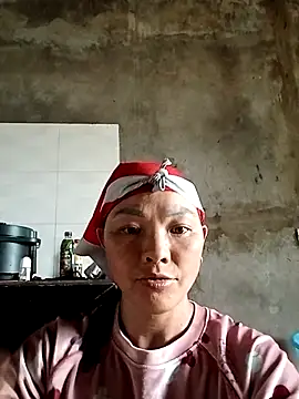 Snapshot of elen8800 chatting on 03/09/26, 03:32 elen8800 online show from 03/09/26, 03:32