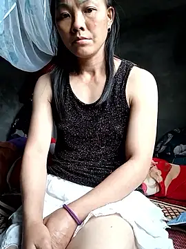 Snapshot of elen8800 chatting on 03/16/26, 05:44 elen8800 online show from 03/16/26, 05:44