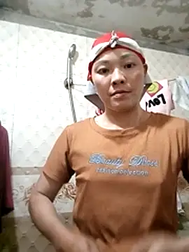 Snapshot of elen8800 chatting on 05/02/26, 12:26 elen8800 online show from 05/02/26, 12:26