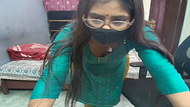 Aayesha-queen online show from 06/26/26, 05:12