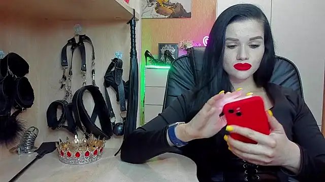 KristiTopxx online show from 10/25/25, 05:51