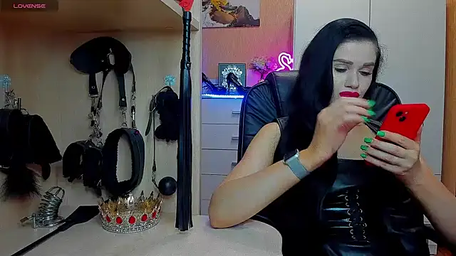 KristiTopxx online show from 06/25/26, 08:13