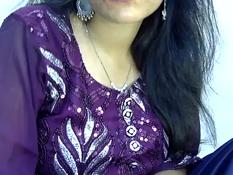 Neha Sharma2 online show from 04/25/26, 01:41