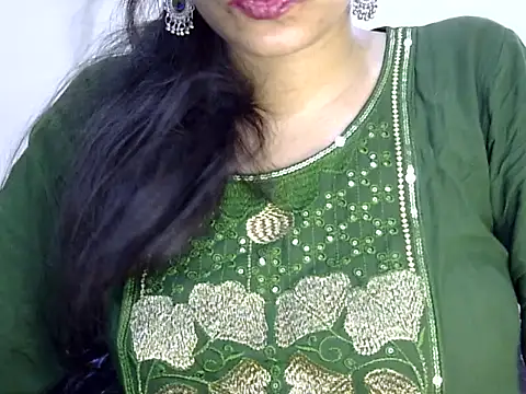 Neha Sharma2 online show from 04/26/26, 10:24