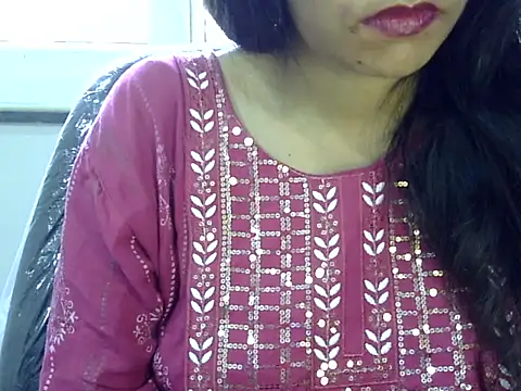 Neha Sharma2 online show from 05/06/26, 08:08
