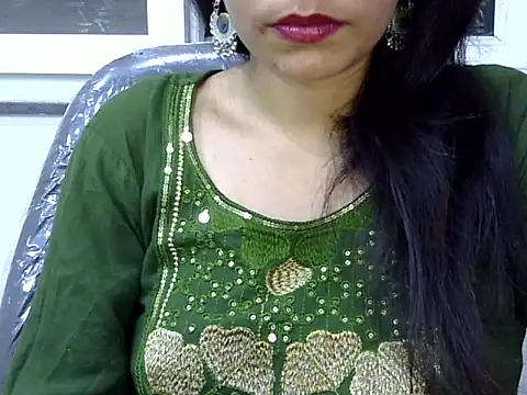 Neha Sharma2 online show from 05/07/26, 02:33