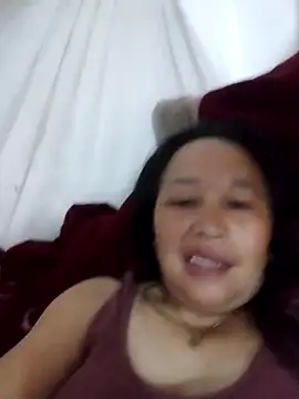 Snapshot of heesuu11 chatting on 03/04/26, 10:16 heesuu11 online show from 03/04/26, 10:16