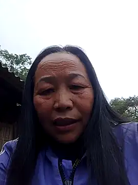 Snapshot of heesuu11 chatting on 03/14/26, 06:19 heesuu11 online show from 03/14/26, 06:19