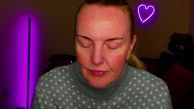 Bella soulmate online show from 04/25/26, 01:41