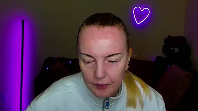 Bella soulmate online show from 04/26/26, 11:30