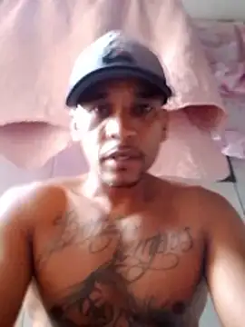 Snapshot of Rodr_go14 chatting on 04/16/26, 03:35 Rodr go14 online show from 04/16/26, 03:35