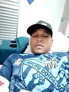 Snapshot of Rodr_go14 chatting on 05/13/26, 10:45 Rodr go14 online show from 05/13/26, 10:45