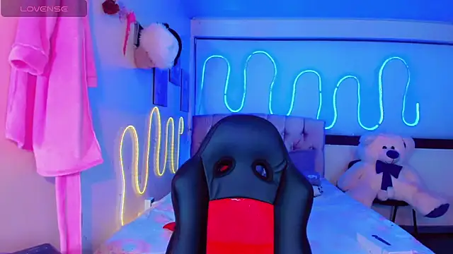 Alisson Taylor 1 online show from 02/25/26, 10:25