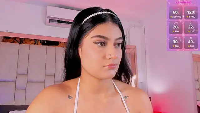 KatherineRuiz  online show from 04/26/26, 12:14
