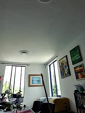 IrisBound online show from 04/28/26, 06:02