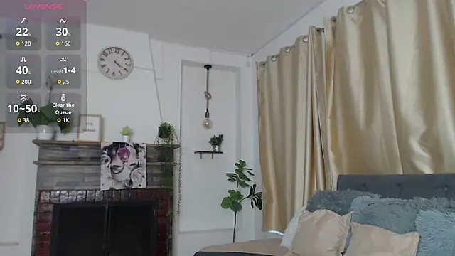 Emma hassani online show from 06/14/26, 01:57