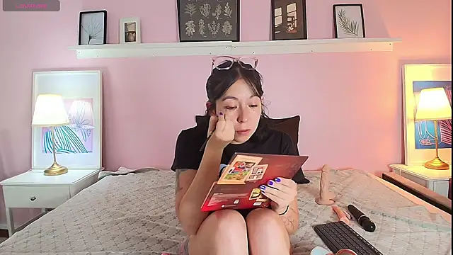 Abigailladyy online show from 06/10/26, 11:31