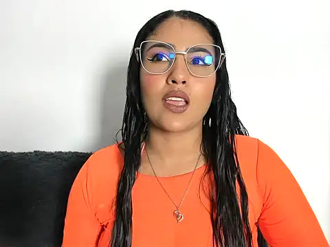 TatyGomez  online show from 05/18/26, 08:31