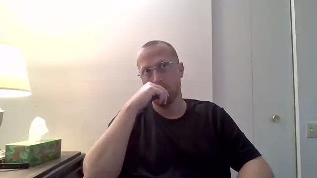 Snapshot of tytheexhibionist chatting on 06/14/26, 05:48 tytheexhibionist online show from 06/14/26, 05:48