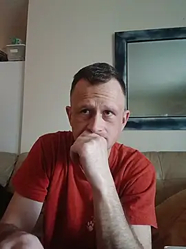 Snapshot of Thomasallen04 chatting on 03/06/26, 03:30 Thomasallen04 online show from 03/06/26, 03:30