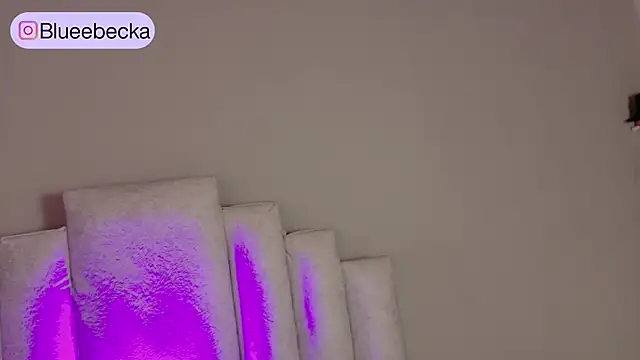 BeckaBlue online show from 05/15/26, 10:22