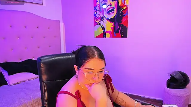 Snapshot of sienna_cavalli chatting on 03/12/26, 12:44 sienna cavalli online show from 03/12/26, 12:44