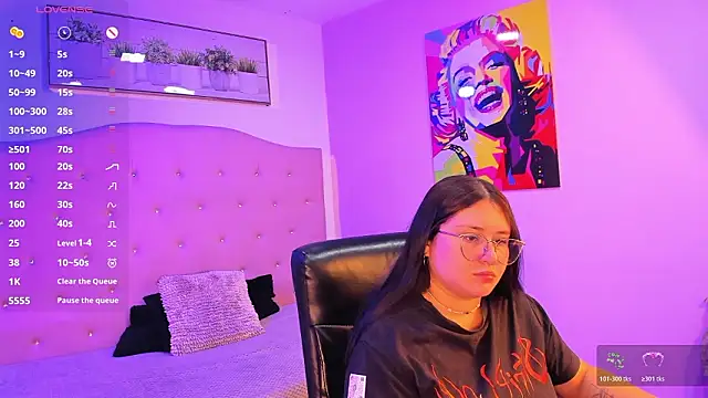 Snapshot of sienna_cavalli chatting on 03/13/26, 01:07 sienna cavalli online show from 03/13/26, 01:07