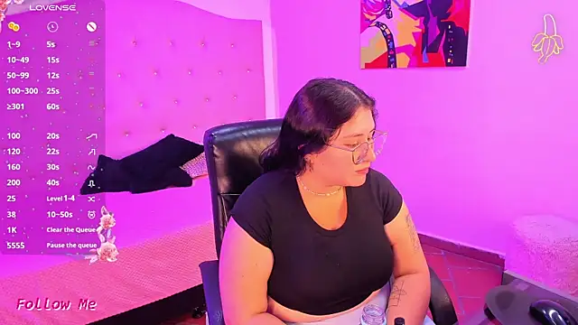 Snapshot of sienna_cavalli chatting on 04/08/26, 01:00 sienna cavalli online show from 04/08/26, 01:00