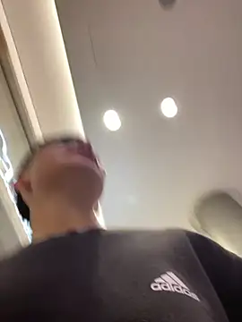 Snapshot of Tomnico_19 chatting on 03/04/26, 09:21 Tomnico 19 online show from 03/04/26, 09:21