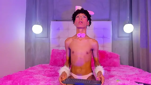 Snapshot of im_sky_ chatting on 02/25/26, 04:22 im sky online show from 02/25/26, 04:22