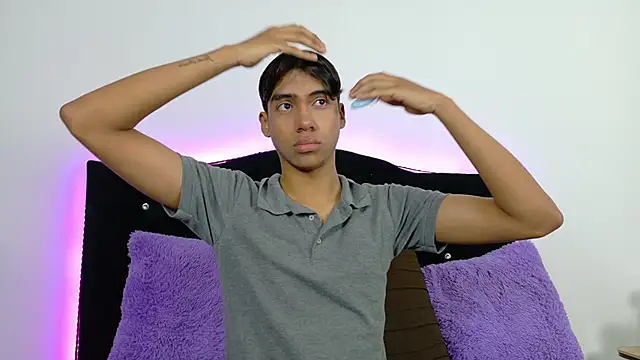 Eros Lux online show from 06/09/26, 12:17