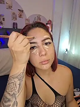 Snapshot of violeta_blaze1 chatting on 08/04/26, 10:40 violeta blaze1 online show from 08/04/26, 10:40