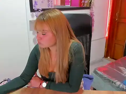Julieta star  online show from 04/29/26, 08:59