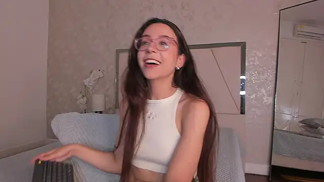 Arii wilde online show from 05/11/26, 02:45