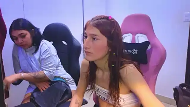 The Wicked Queens02 online show from 03/14/26, 06:19