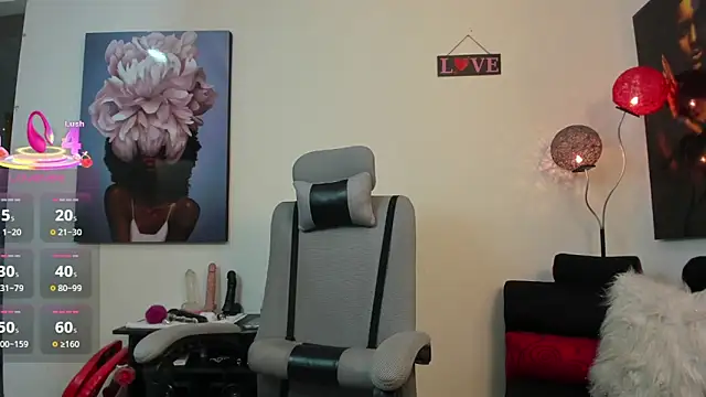 Snapshot of VelvetSirenLight chatting on 03/04/26, 03:07 VelvetSirenLight online show from 03/04/26, 03:07