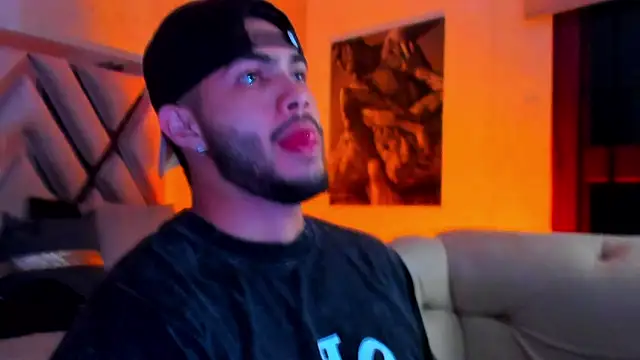 Snapshot of Vincentblack chatting on 03/07/26, 04:31 Vincentblack online show from 03/07/26, 04:31