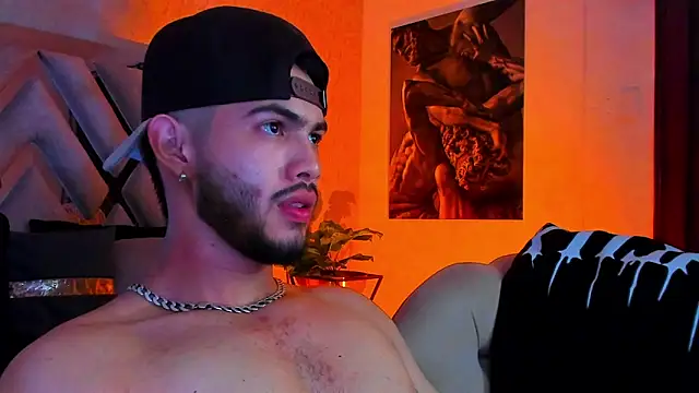 Snapshot of Vincentblack chatting on 03/10/26, 04:06 Vincentblack online show from 03/10/26, 04:06