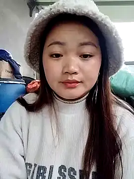 Snapshot of Ttmay- chatting on 03/09/26, 02:37 Ttmay- online show from 03/09/26, 02:37