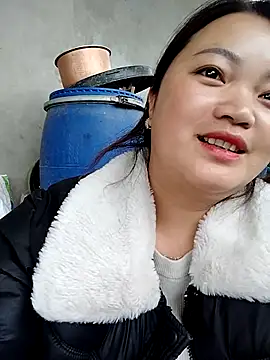 Snapshot of Ttmay- chatting on 03/15/26, 08:20 Ttmay- online show from 03/15/26, 08:20