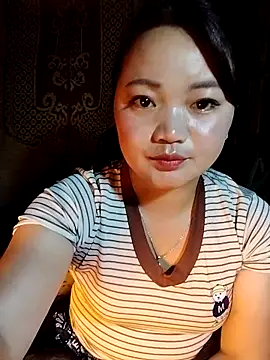 Snapshot of Ttmay- chatting on 05/08/26, 02:33 Ttmay- online show from 05/08/26, 02:33