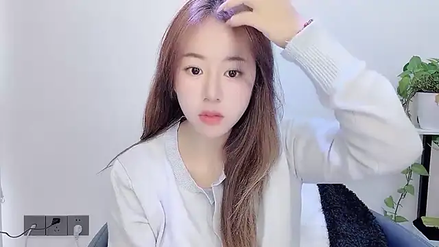 Baixi-01 online show from 04/29/26, 04:16